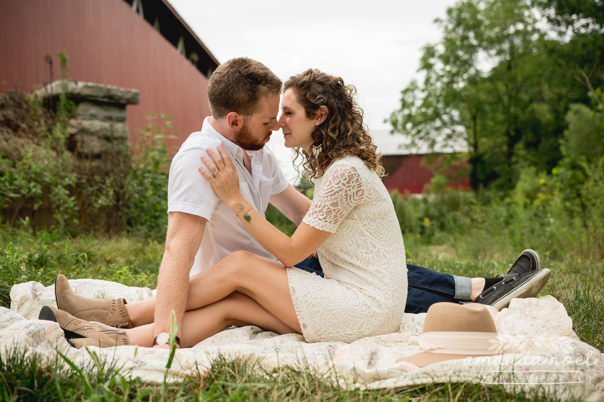 Springfield OH Engagement Photographer | Amanda Noel Photography | stylish lifestyle engagement session covered bridge and field at sunset