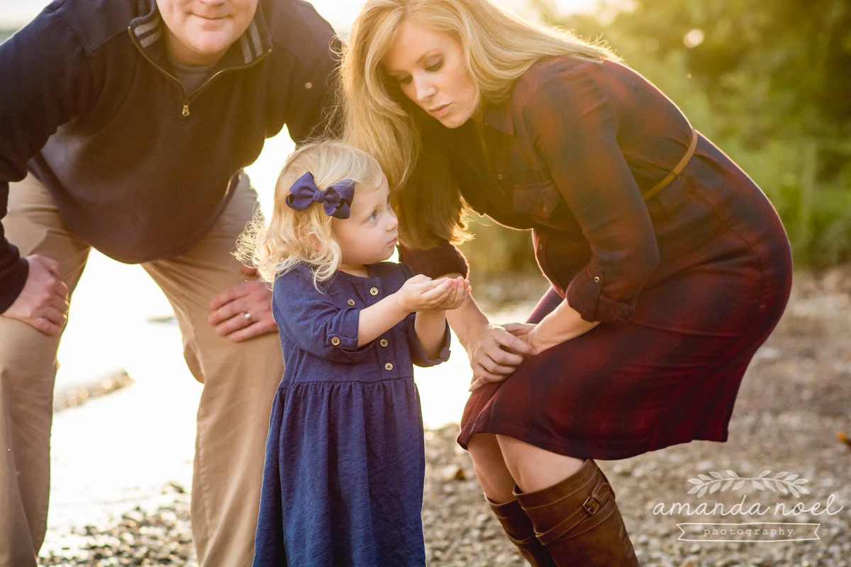 Springfield OH Lifestyle Maternity Family Photographer | Amanda Noel Photography | sunset beach maternity session with toddler sister