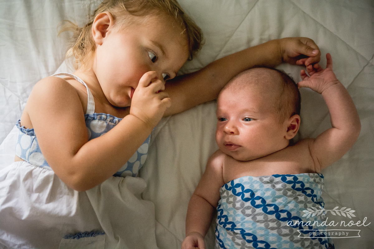 Springfield Lifestyle Newborn Photographer | Amanda Noel Photography | in home newborn session with toddler sibling