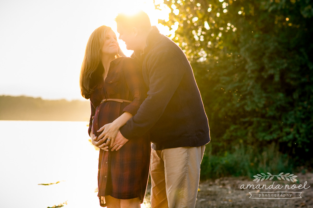 Springfield Lifestyle Maternity Family Photographer | Amanda Noel Photography | sunset maternity session toddler big sister