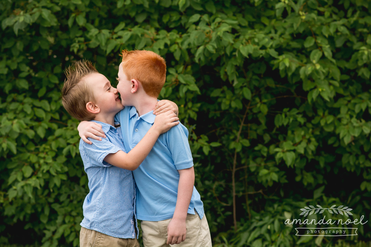 Springfield Lifestyle Family Photographer | Amanda Noel Photography | family of 6 redhead