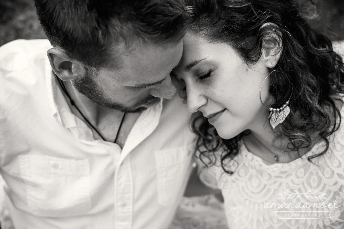 Amanda Noel Photography-engagement-springfield-couples-lifestyle-ohio-sunset-stylish-intimate-couple-covered-bridge-field-7.jpg