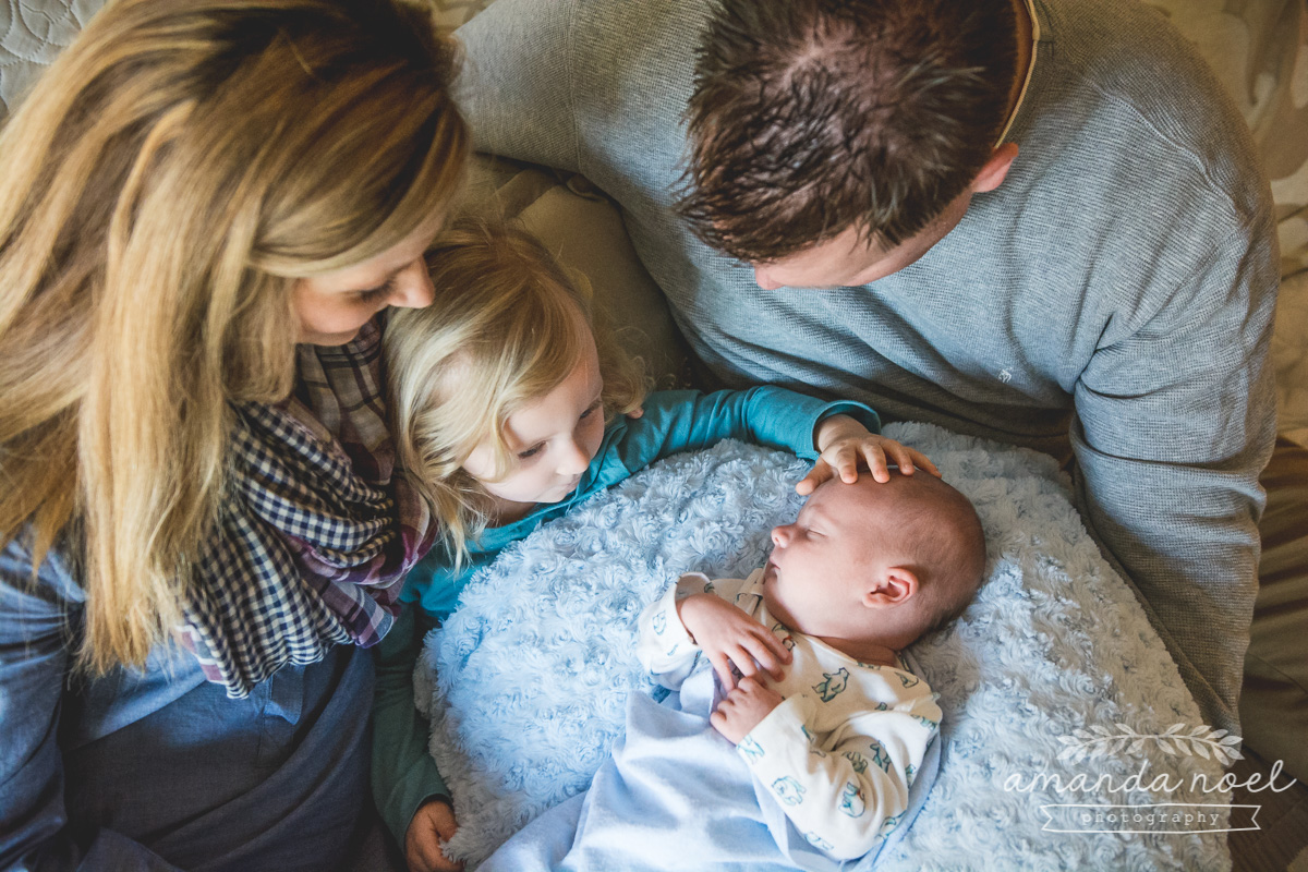 Springfield Ohio Lifestyle Newborn Photographer | Amanda Noel Ph