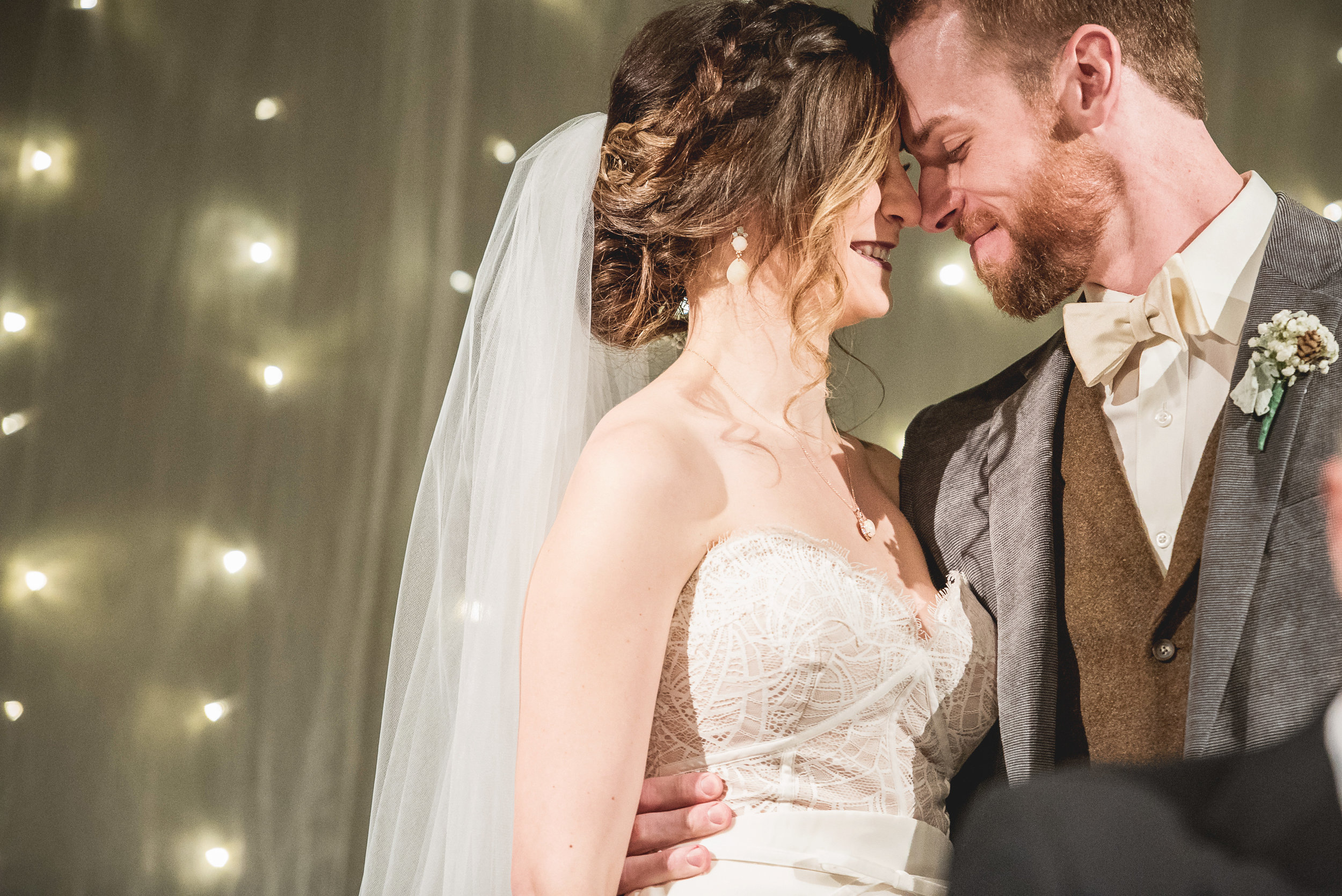 Columbus-Ohio-wedding-photographer-bride-and-groom-portrait-church