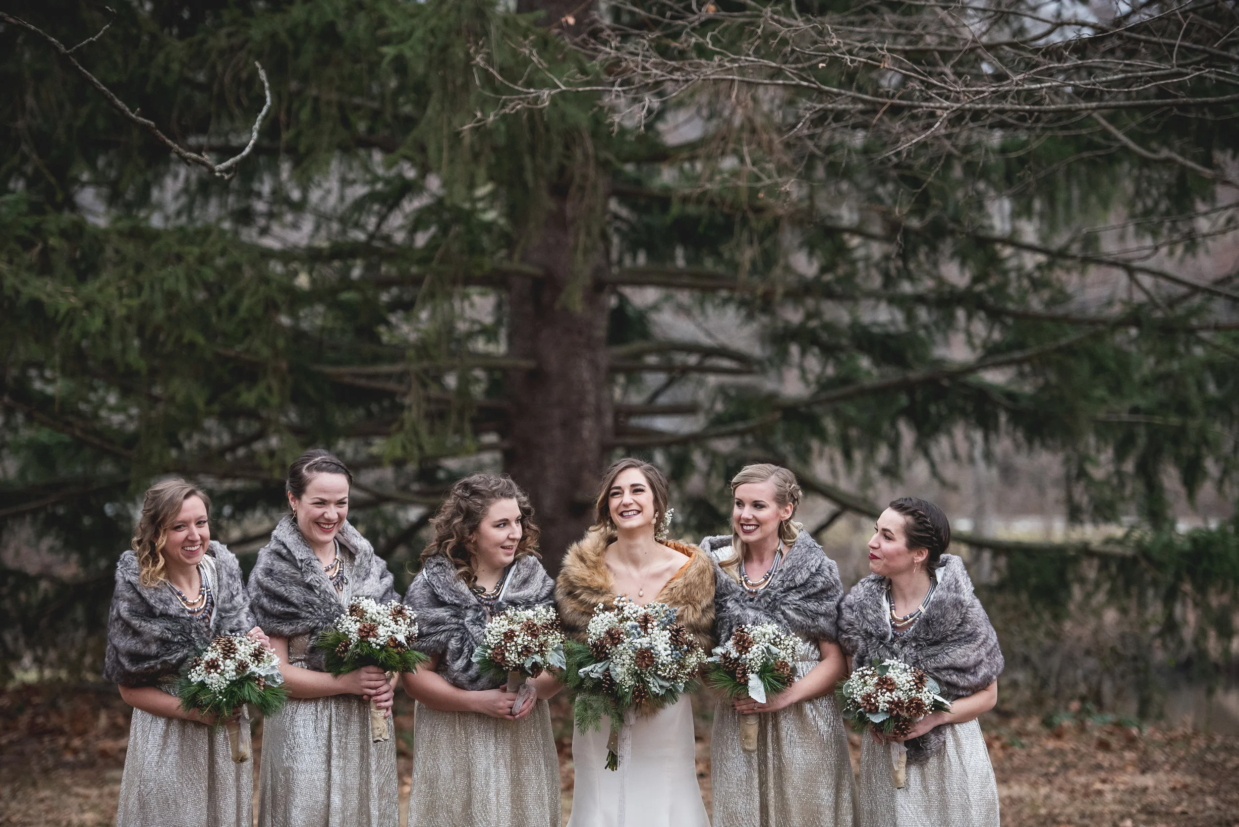 Columbus-Ohio-wedding-photographer-rustic-winter-bride-and-bridesmaids