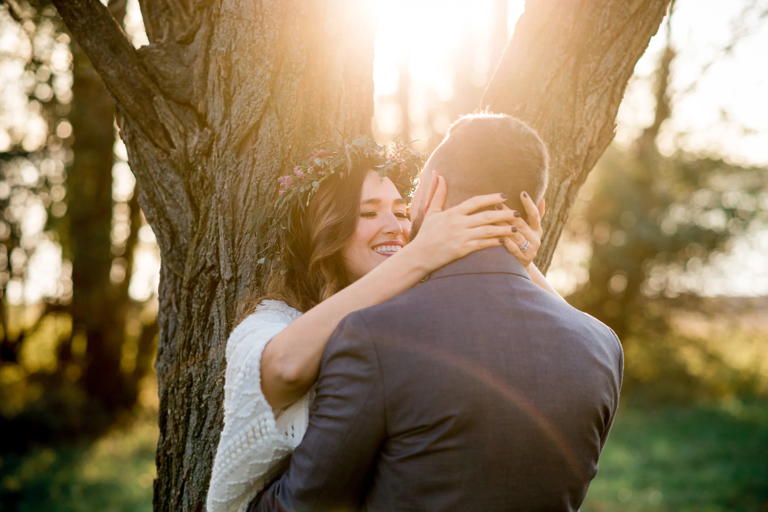 Columbus Ohio wedding photographer romantic bride embrace groom
