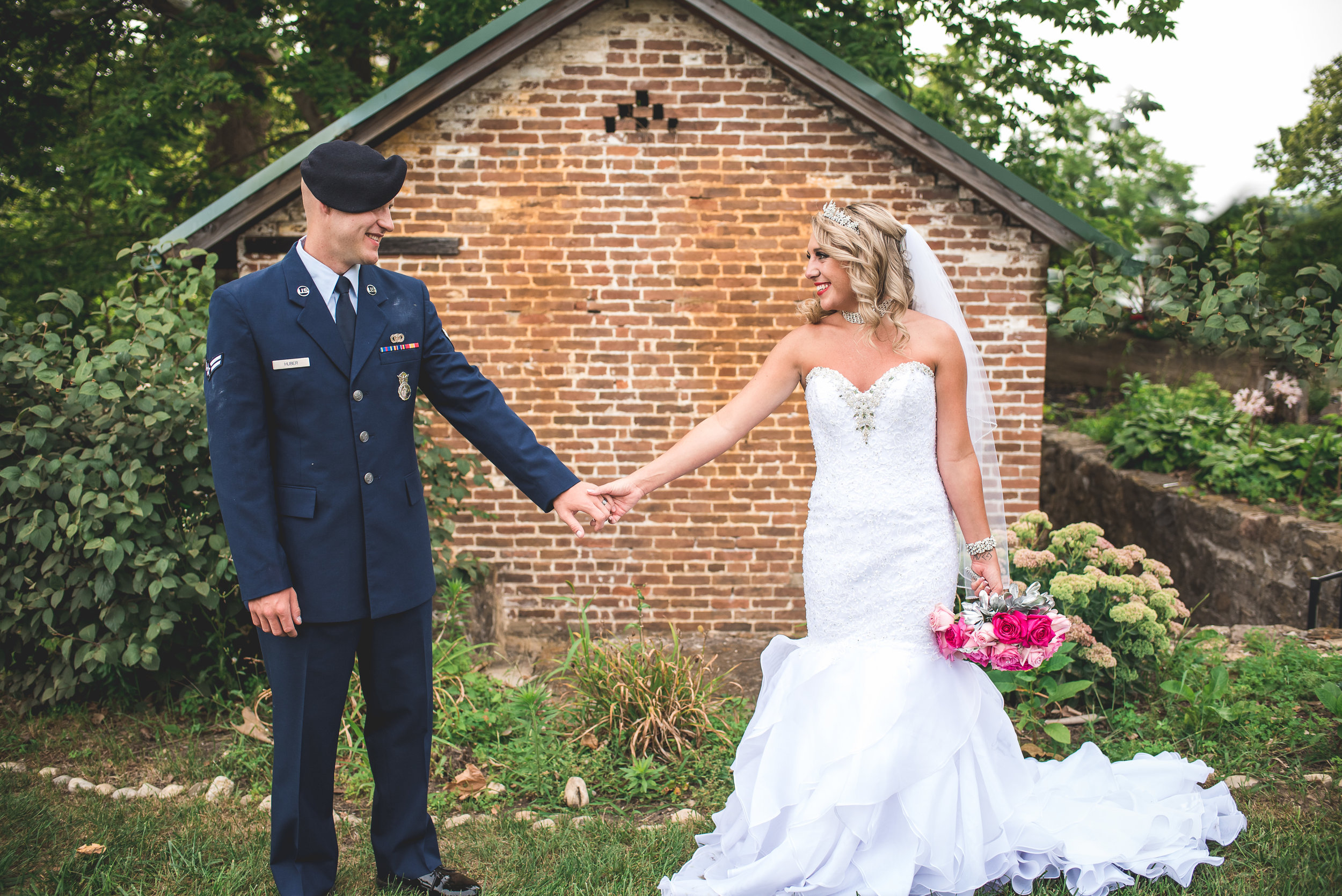 Columbus Ohio Wedding Photographer | Military wedding