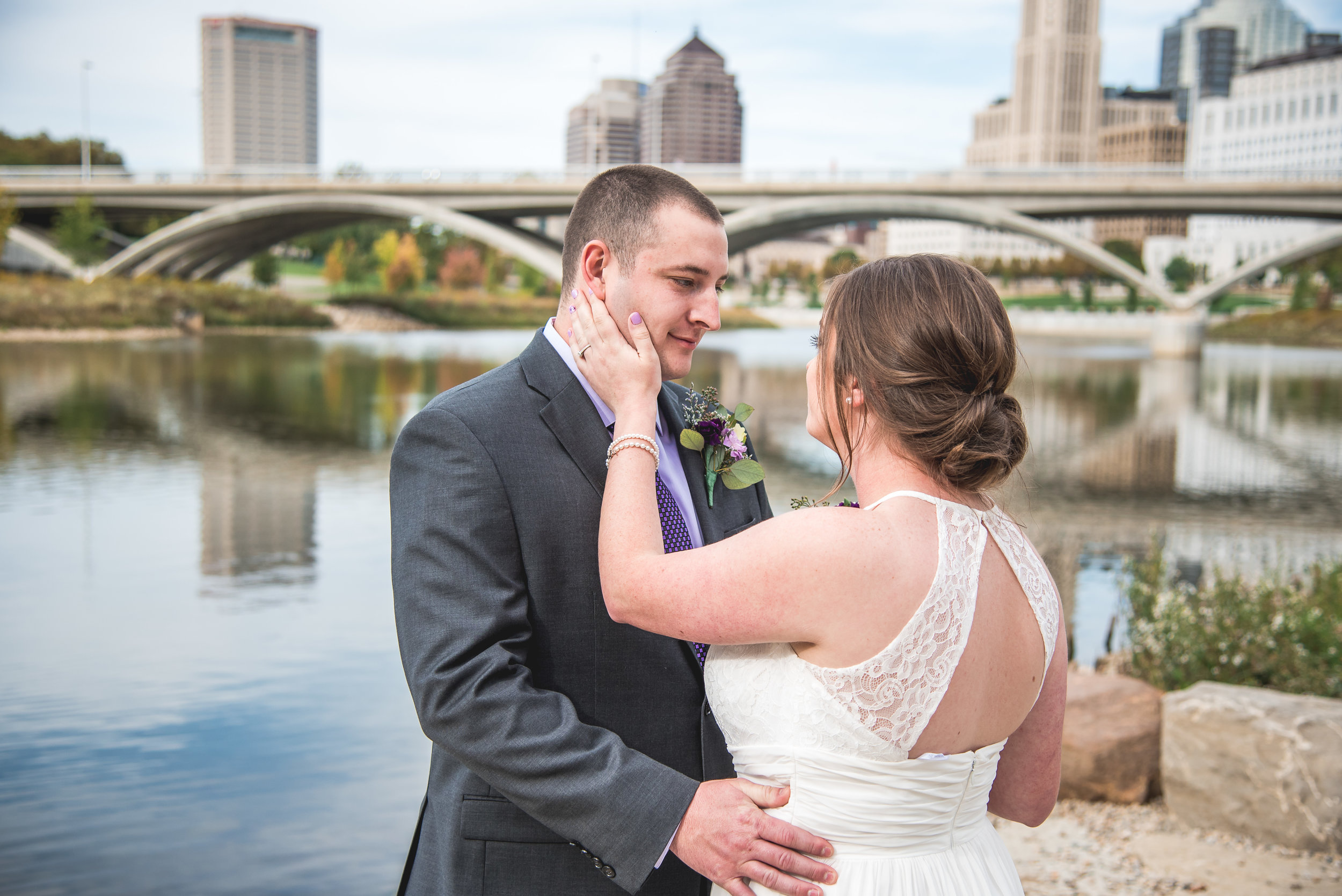 Columbus Ohio Wedding Photography | intimate wedding in the city