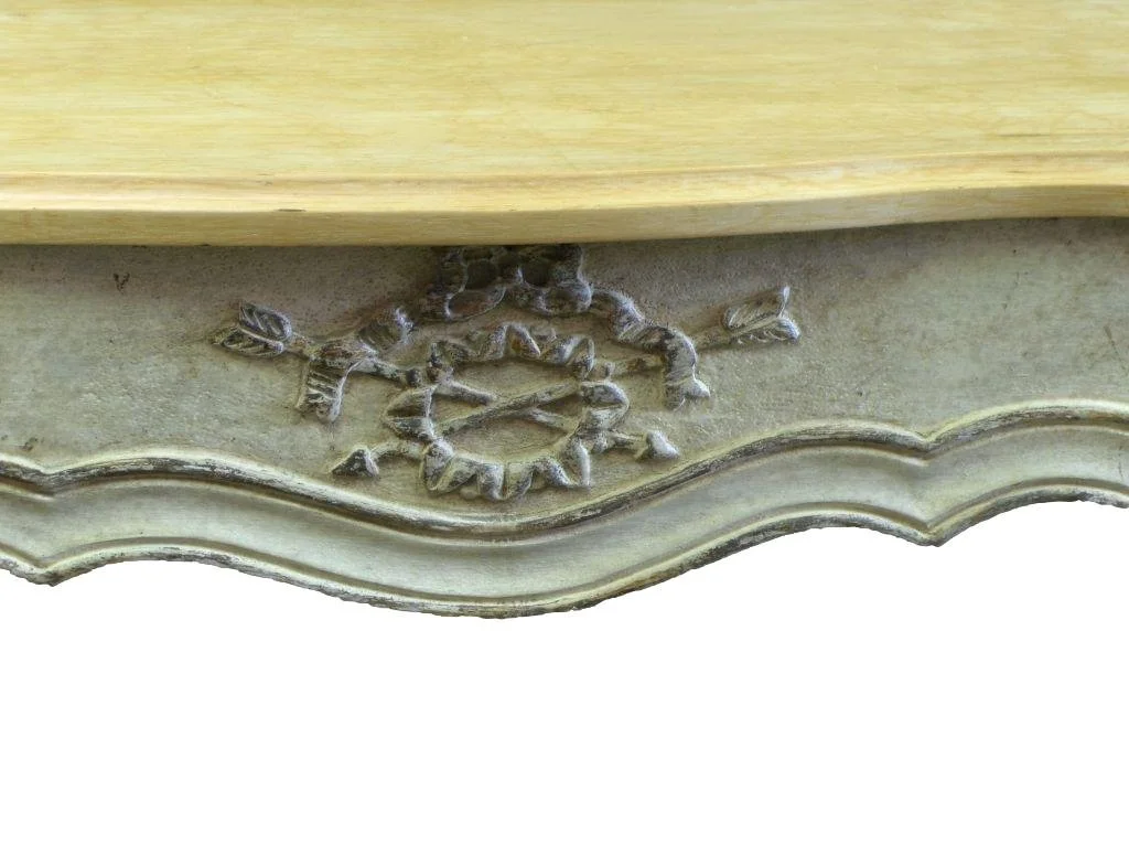 Painted Italian Neo Classical Side Table 5_clipped_rev_1.jpeg