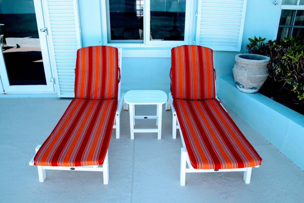 Pool Loungers