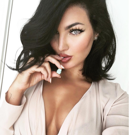 picture via @nataliehalcro