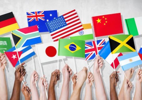 外国人美国卖房汇款 Remittances for foreigners to sell houses in the United States 刚刚央妈再放大招 取现和境外汇款额度 Just now, Yangma has increased the amount of cash withdrawals and overseas remitt