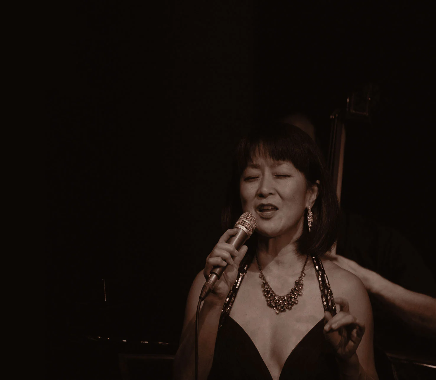 saki_club_col_tall1.jpg