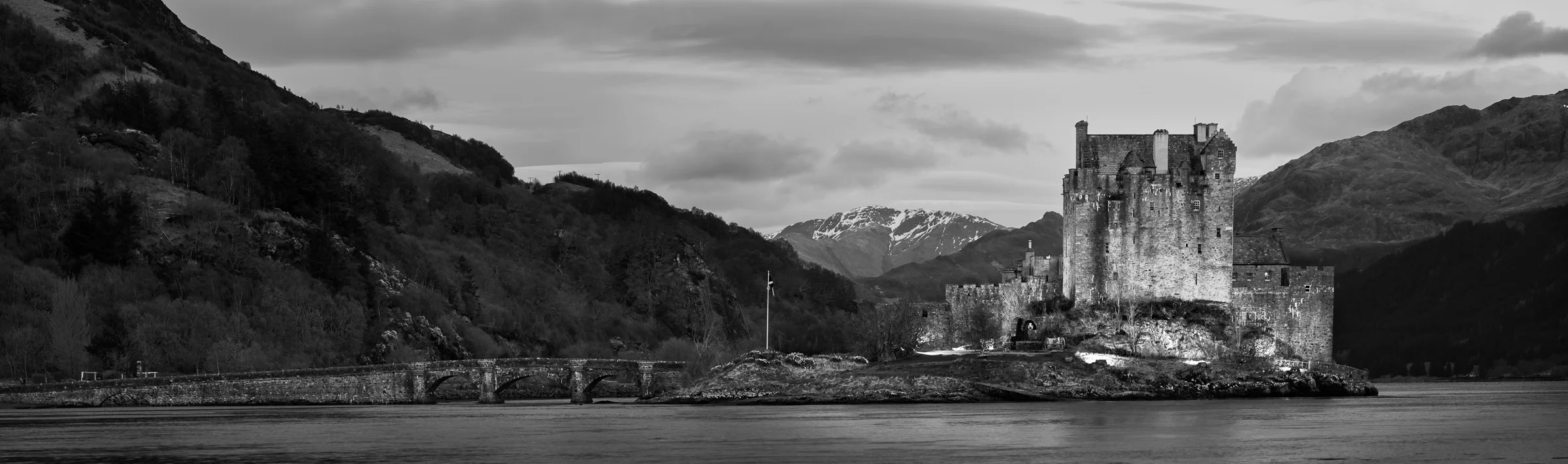 Eileen Donan Castle - Scotland