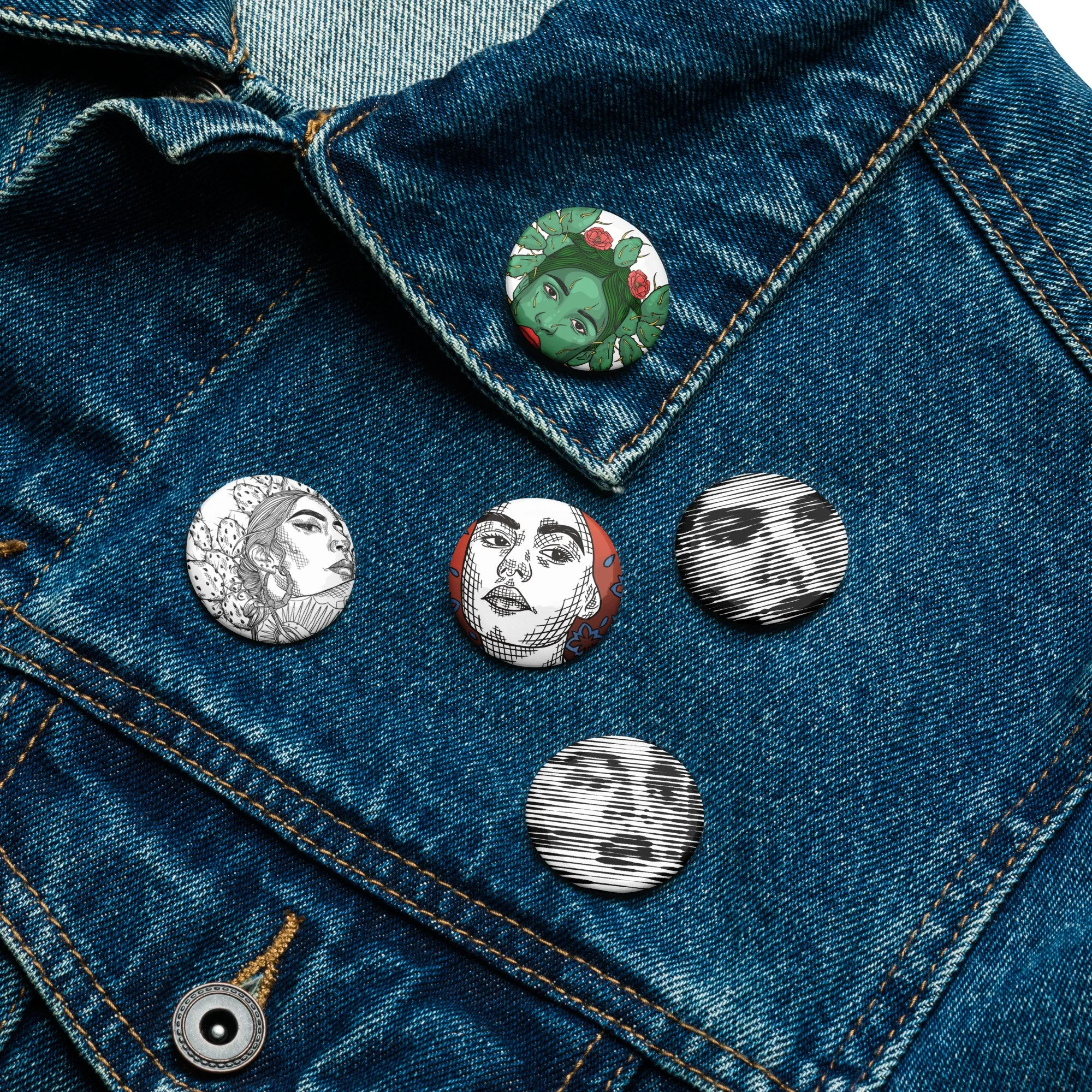 set-of-pin-buttons-white-1.25-front-67537e5cdee19.jpg