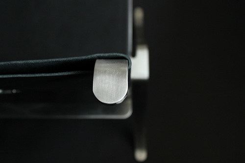 synth-chair-blk-4_500.jpg