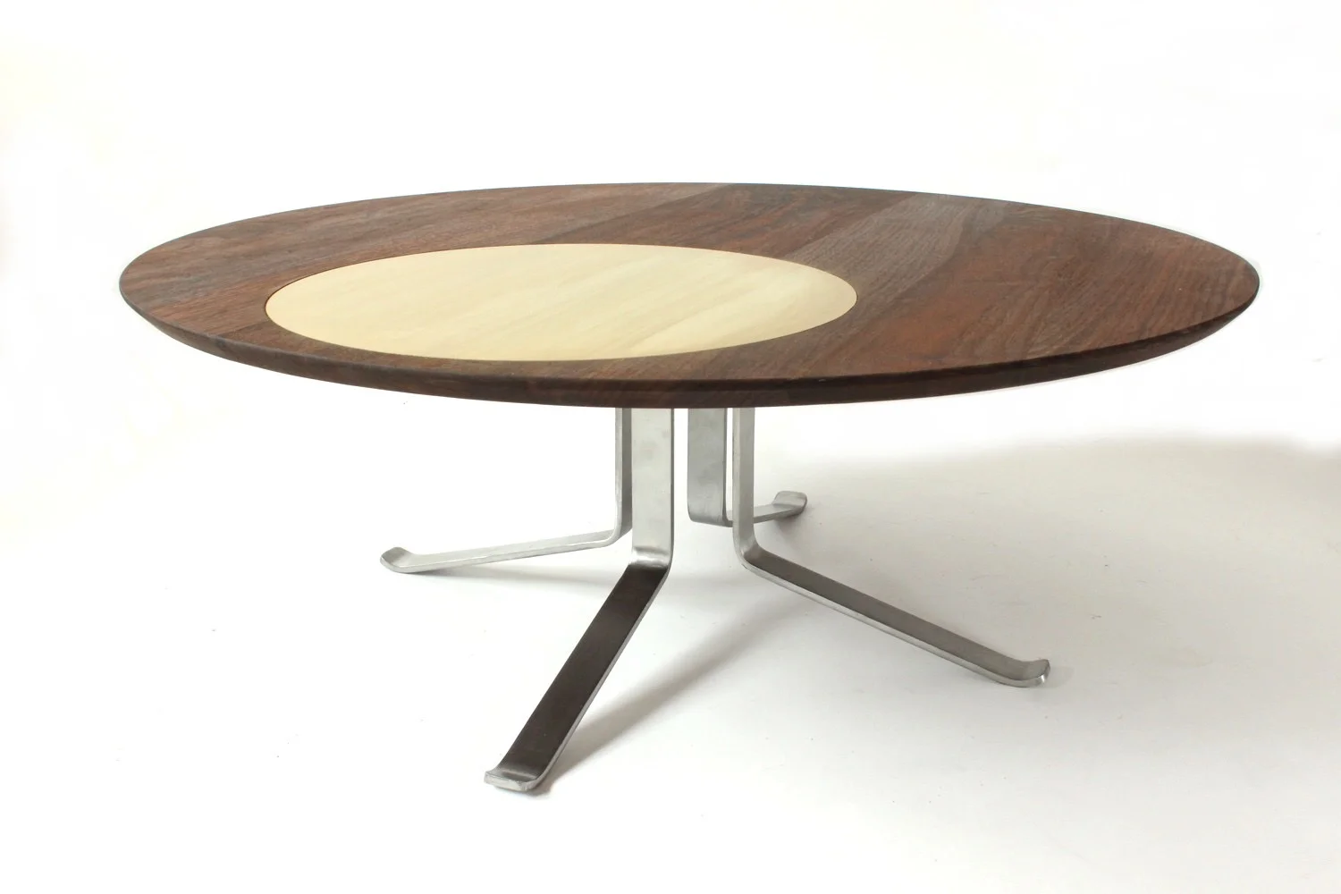 Available in 3,4, and 6 leg configurations.