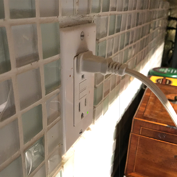 wallplug.png