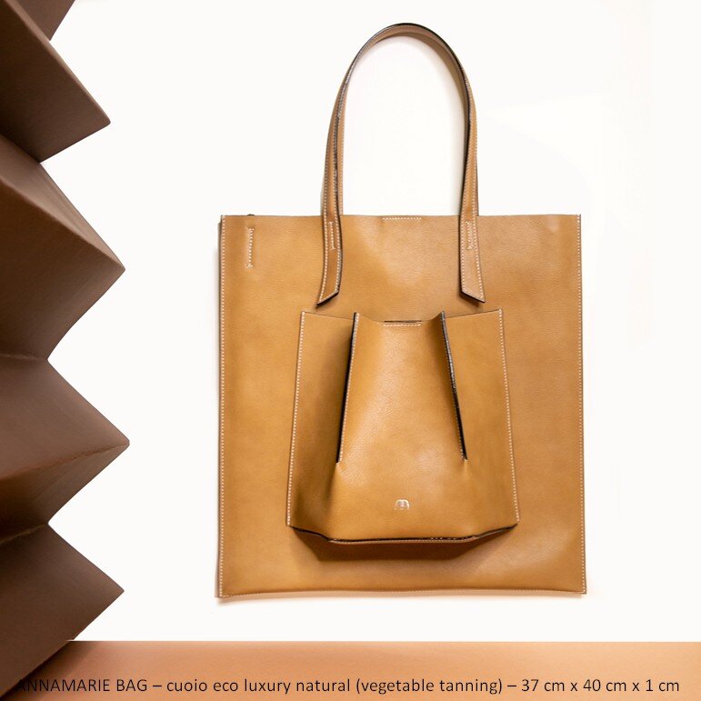 29 ANNAMARIE BAG – cuoio eco luxury natural (vegetable tanning) – 37 cm x 40 cm x 1 cm.jpg