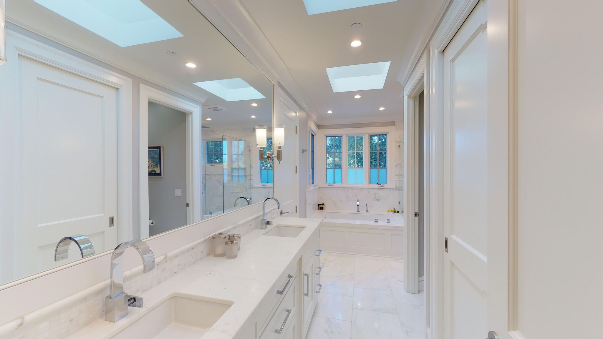 16 - Master Bathroom_preview.jpeg