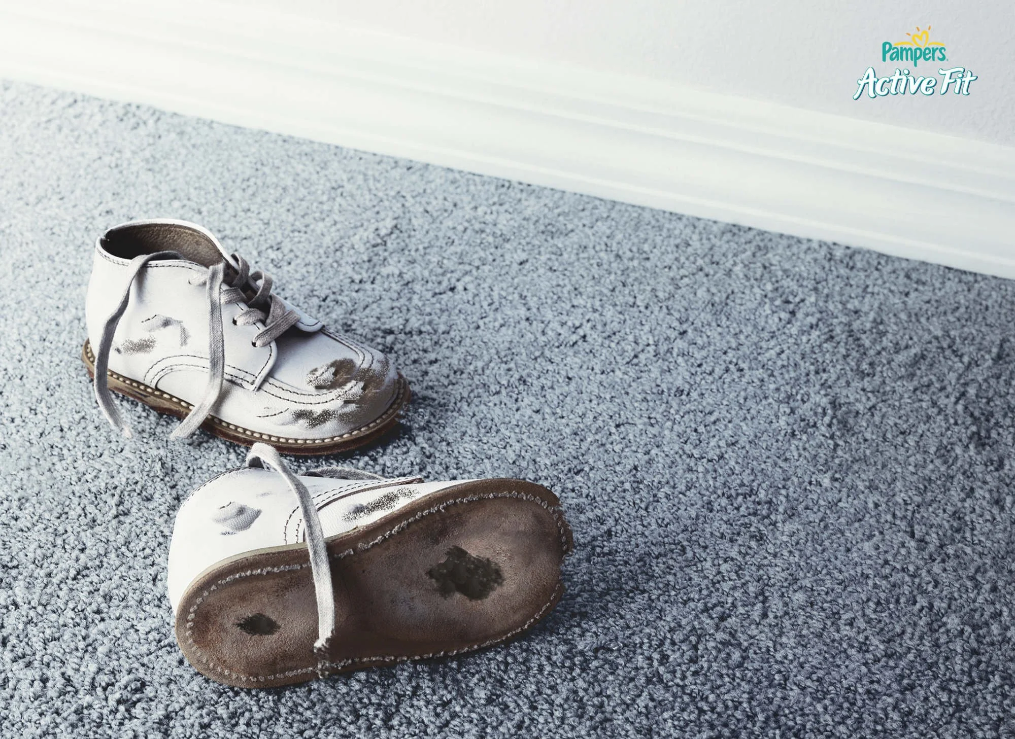 Pampers-shoes_2000_c-1.jpg