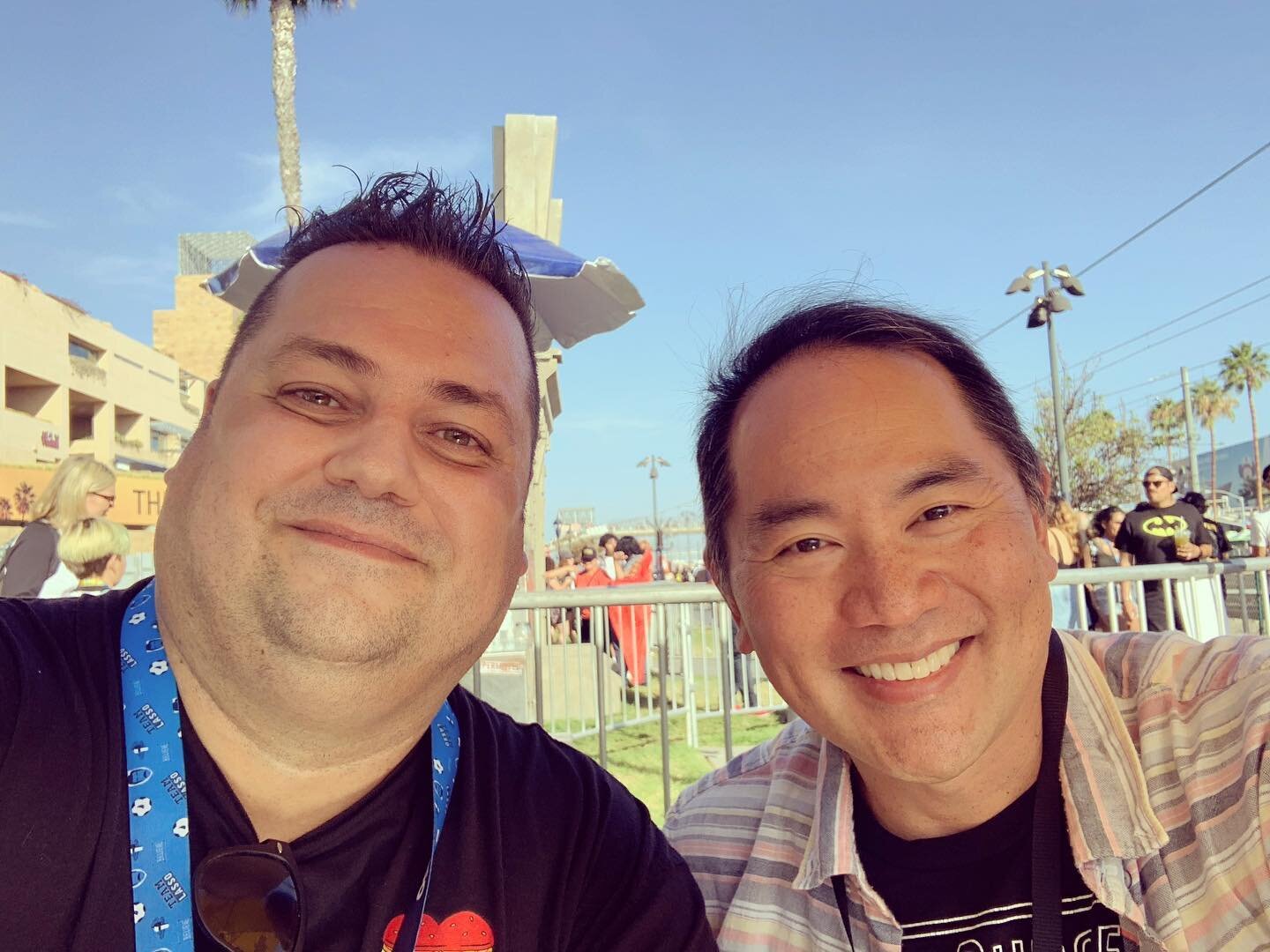 It was great to finally meet @keisukehoashi at SDCC this year! Keisuke voices Shinjin Kojima aka &ldquo;Hawk&rdquo; on @bobsburgersfox He stopped by the Fan Meat Up &amp; Trivia that @tinapocalypse &amp; @northtowharf co-hosted and did an impromptu s