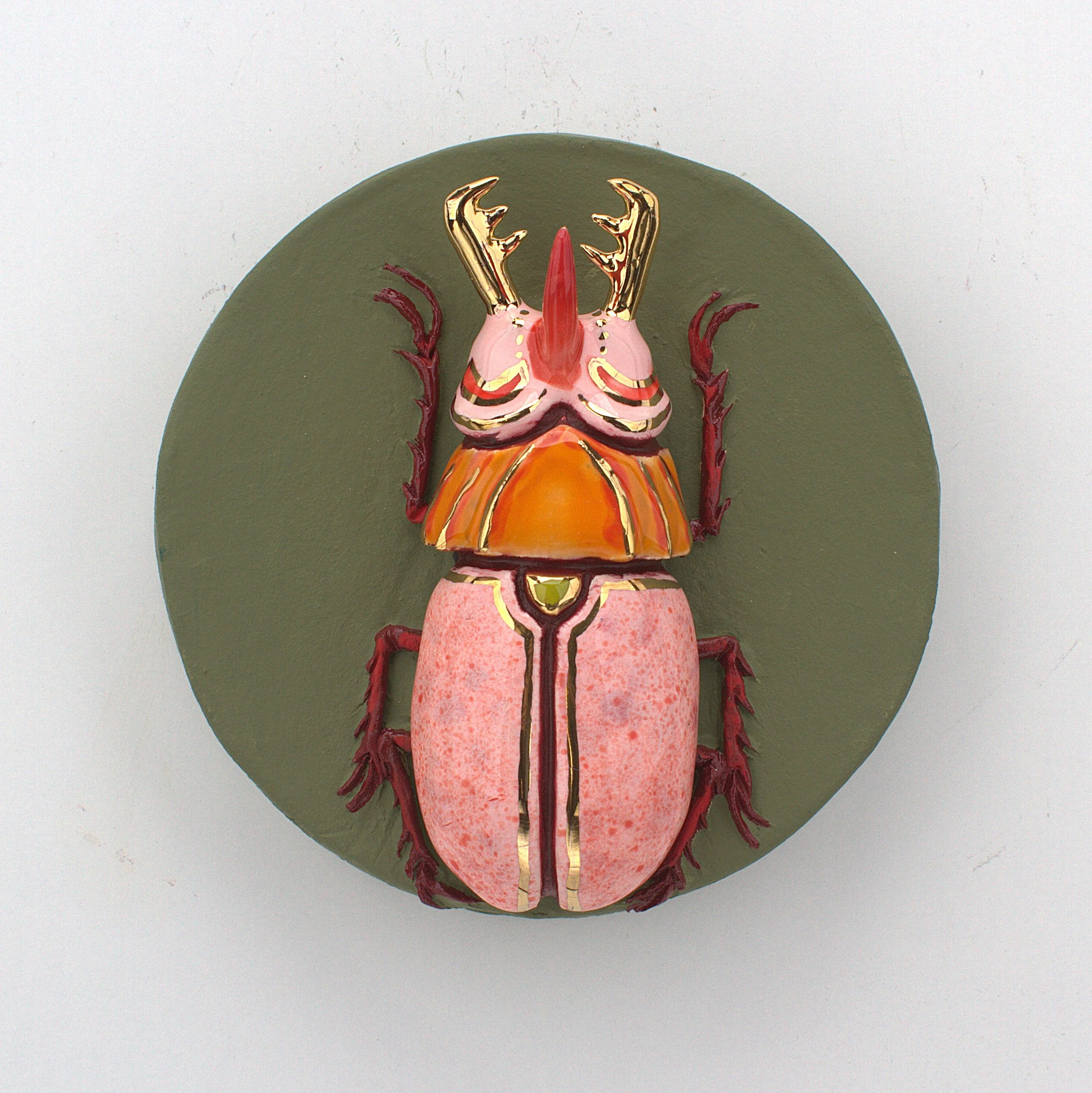 16. Alan Waring_stentøj_diameter 14 cm x dybde 5 cm_2025_12.000 DKKSophistcated Scarab.jpg