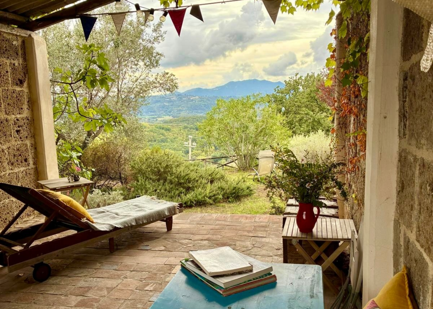 Casa-Poggio background.png