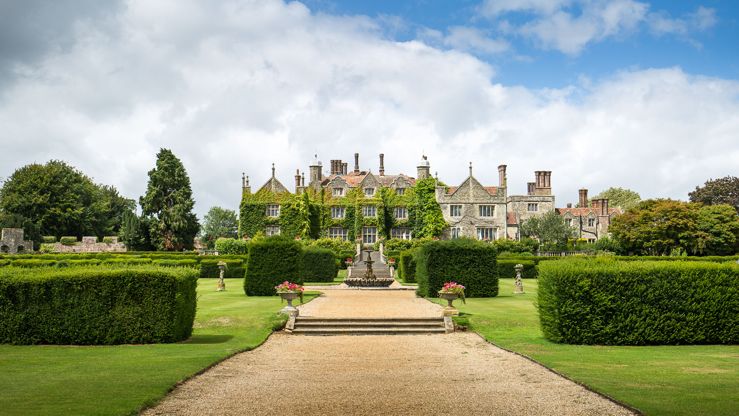 champneys_eastwell_manor-backyard-ashford.jpg