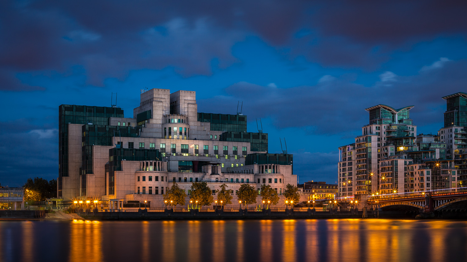 mi6_sis-london.jpg