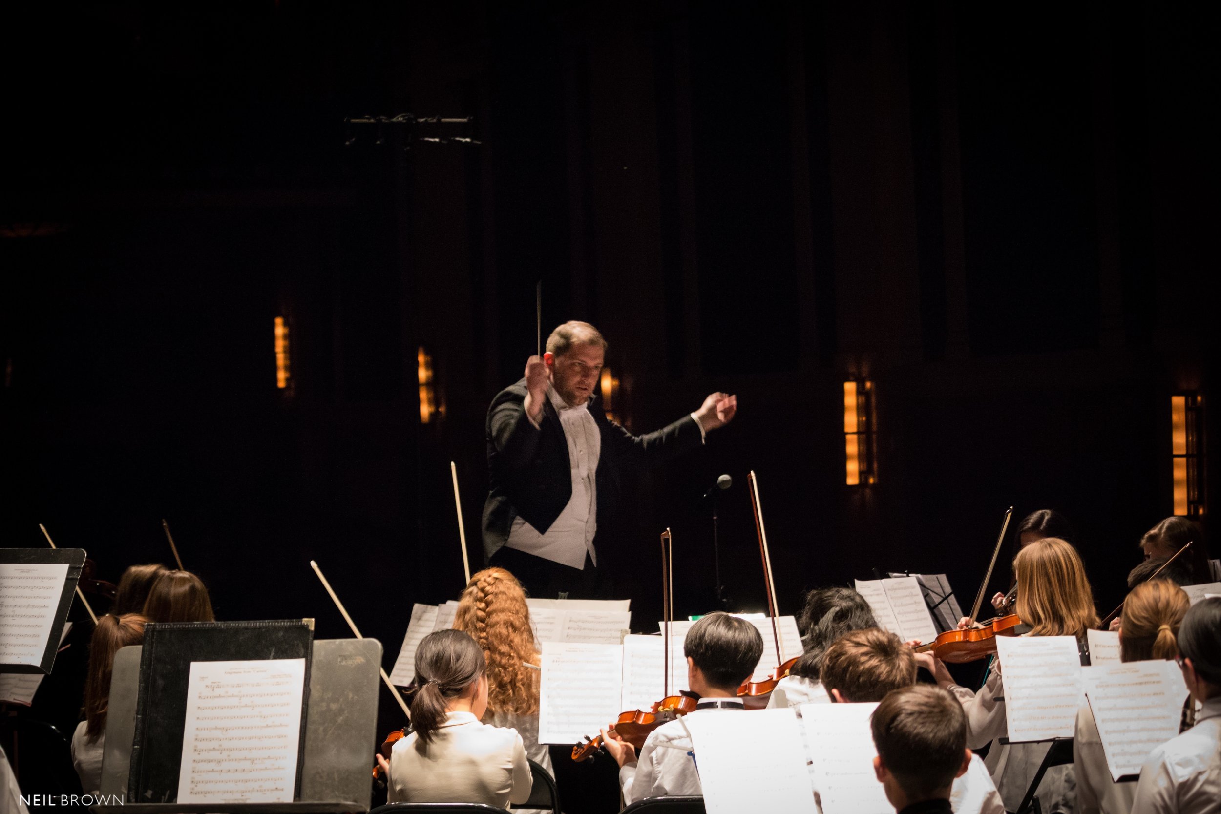 Jordan Smith Conducts at the Weinberg Center