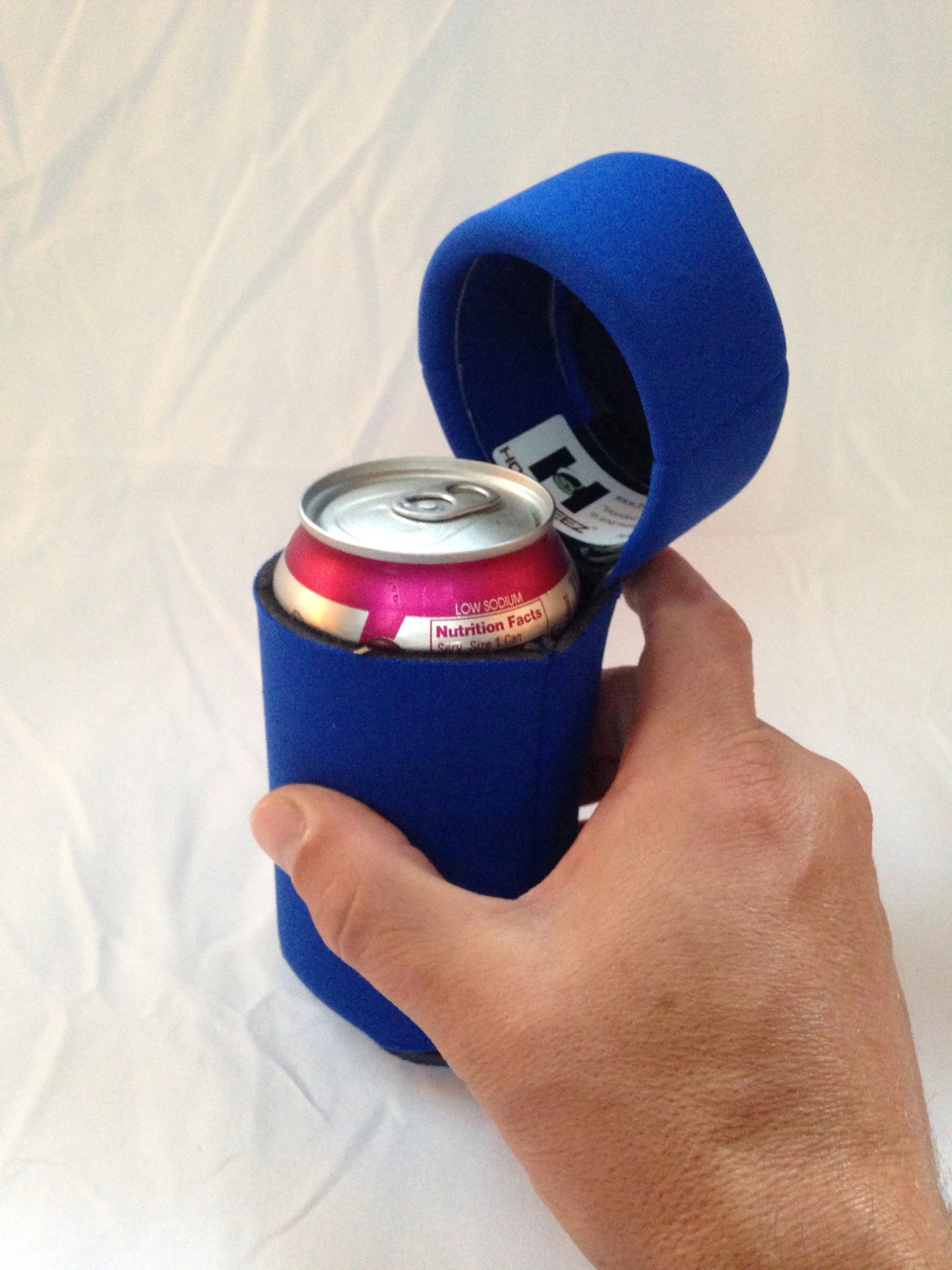 HOODZEEZ Hooded Can Cooler (royal blue)