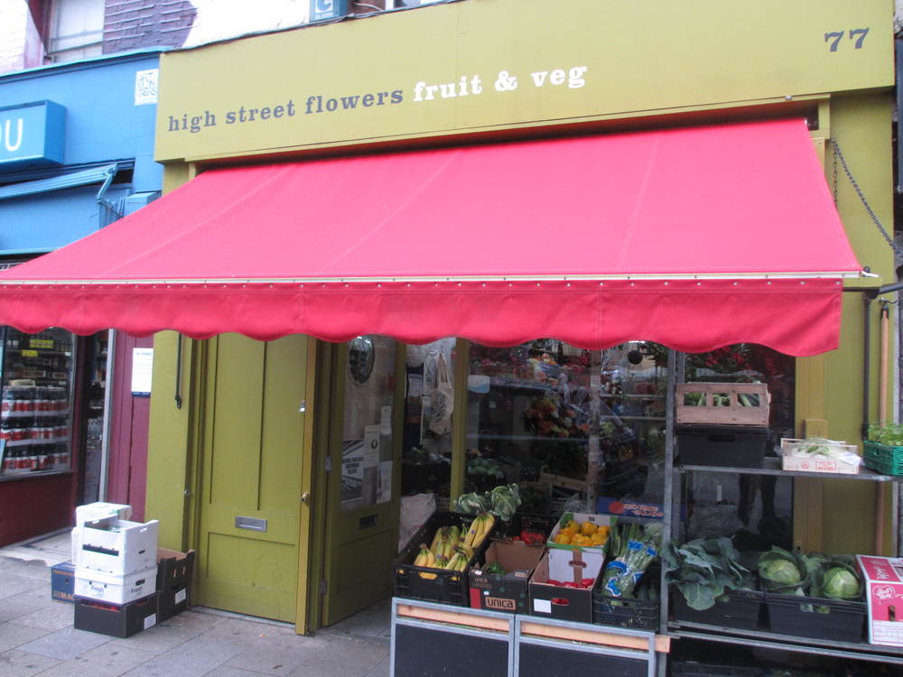 Hight Street Flowers Fruit And Veg In Deptford South London Club