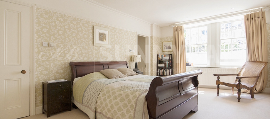 Sunny Bay Estate Agents in Wimbledon South London Club Card 4.jpg