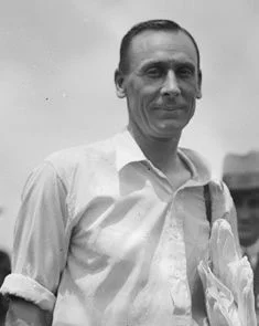 jack hobbs face.jpg