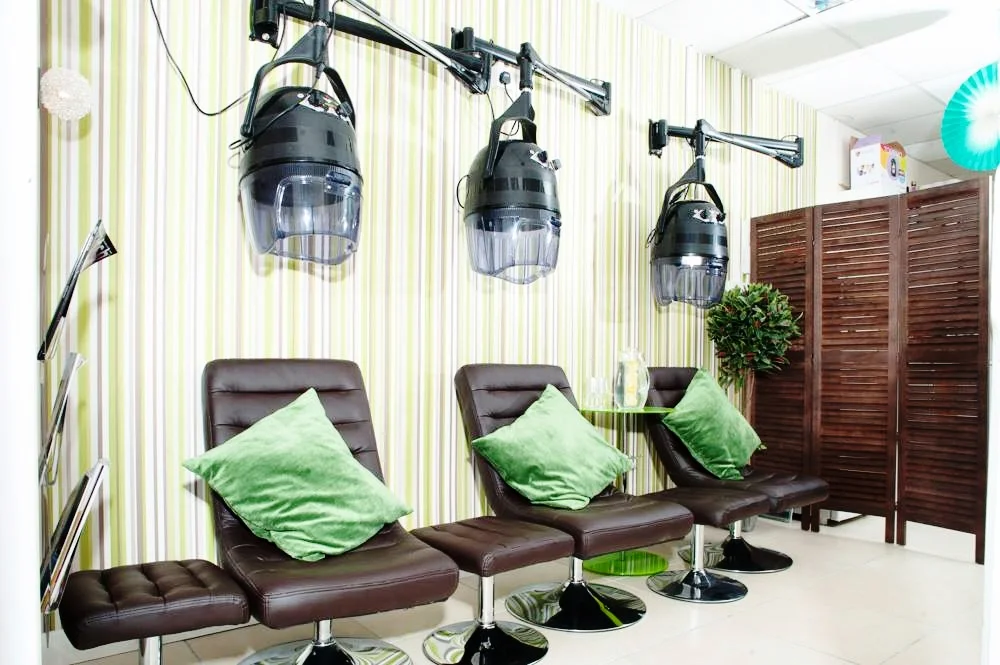 PLUSH HAIR AND BEAUTY LOUNGE — South London Club