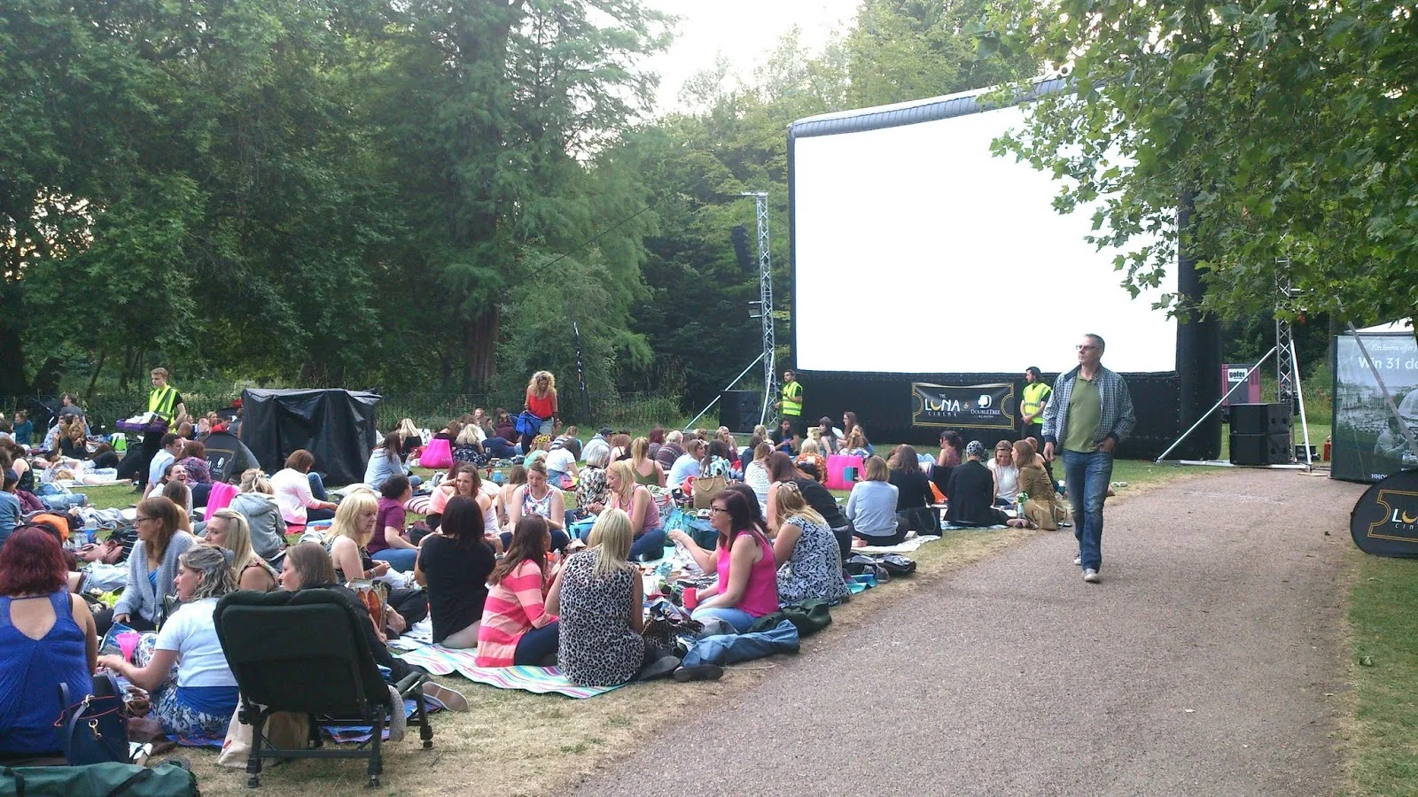 morden hall park.jpg