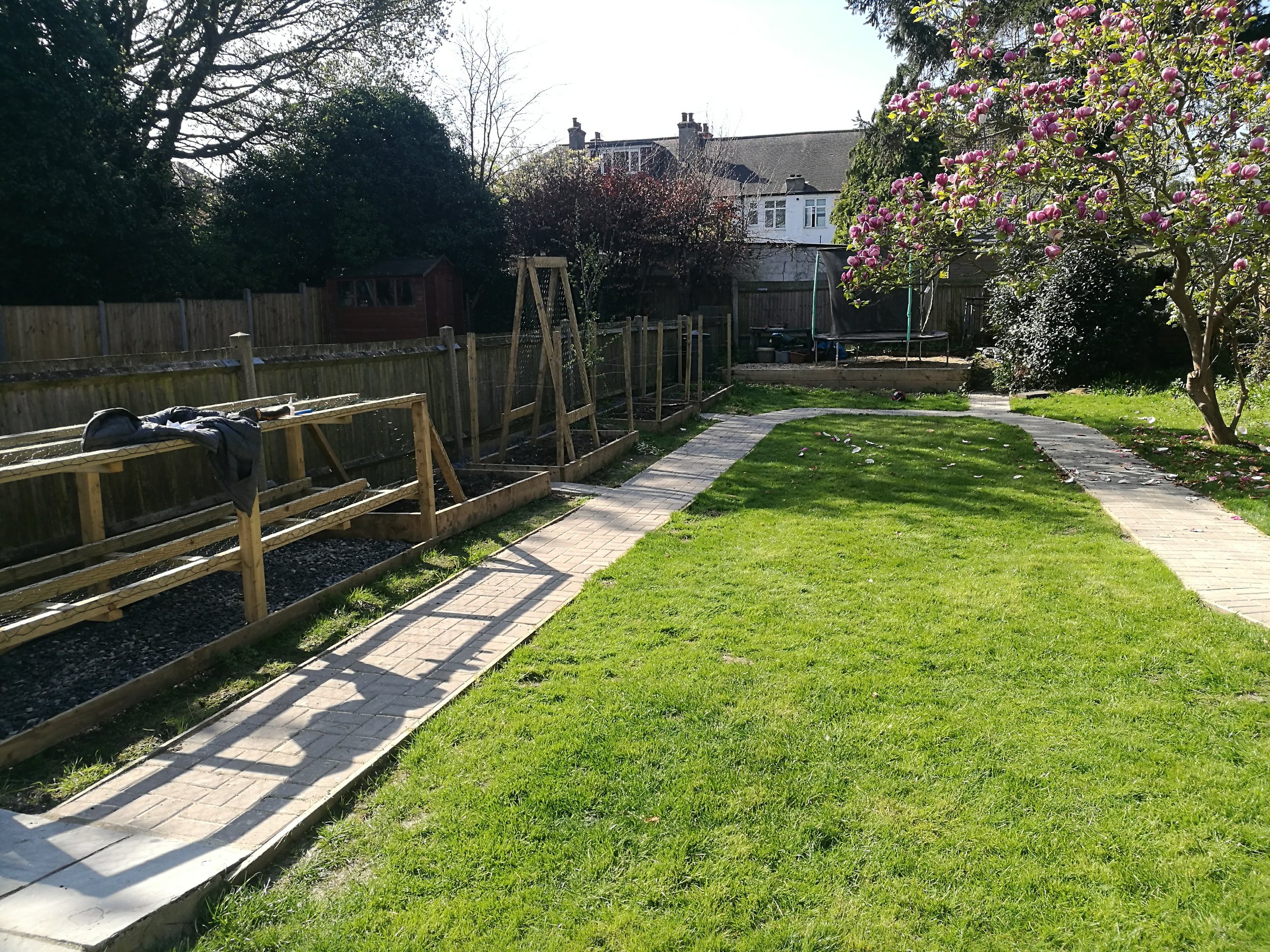 N E Gardencare Landscaping and Gardening in South East London Club Card 3.jpg