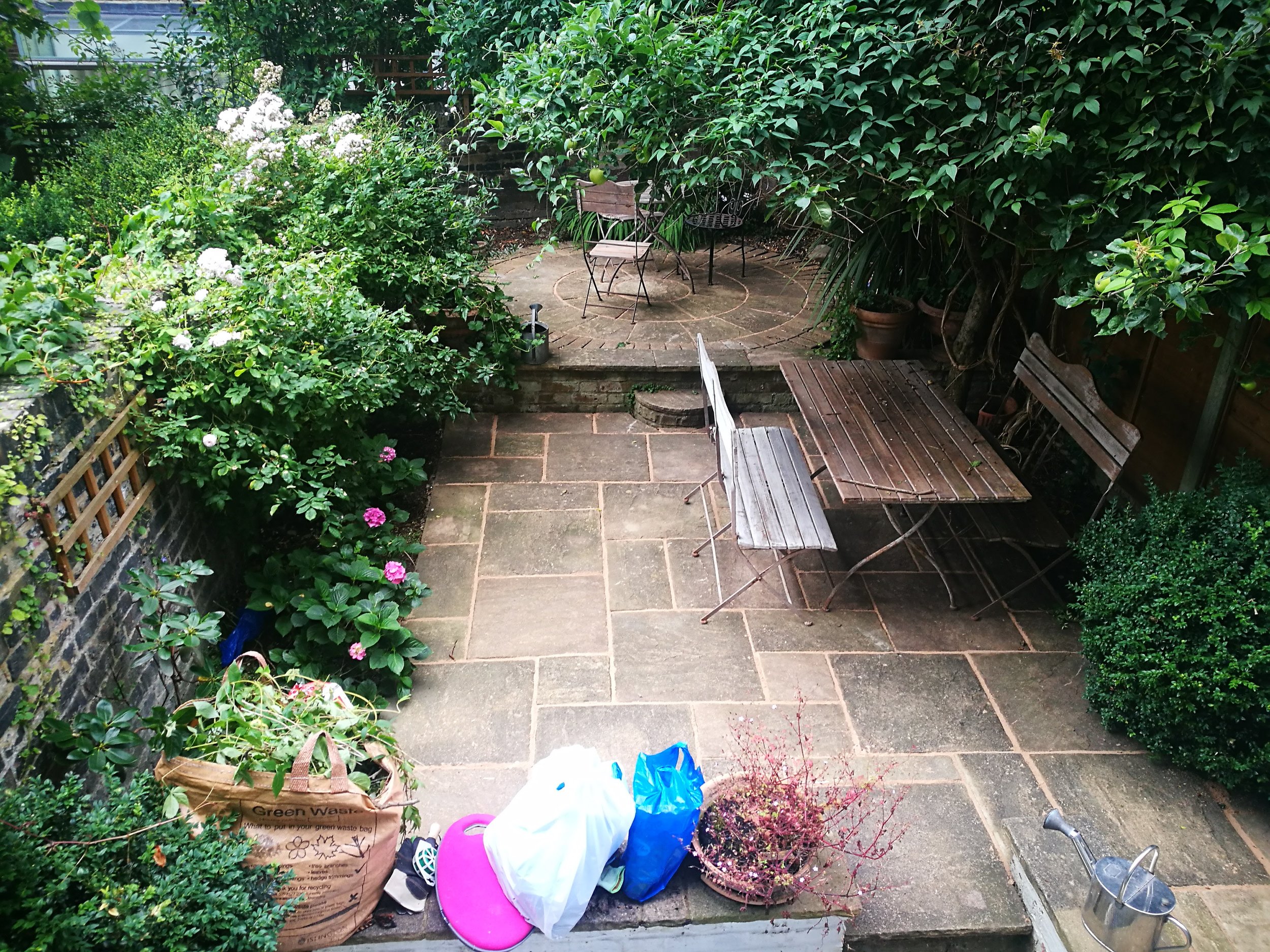 N E Gardencare Landscaping and Gardening in South East London Club Card 5.jpg