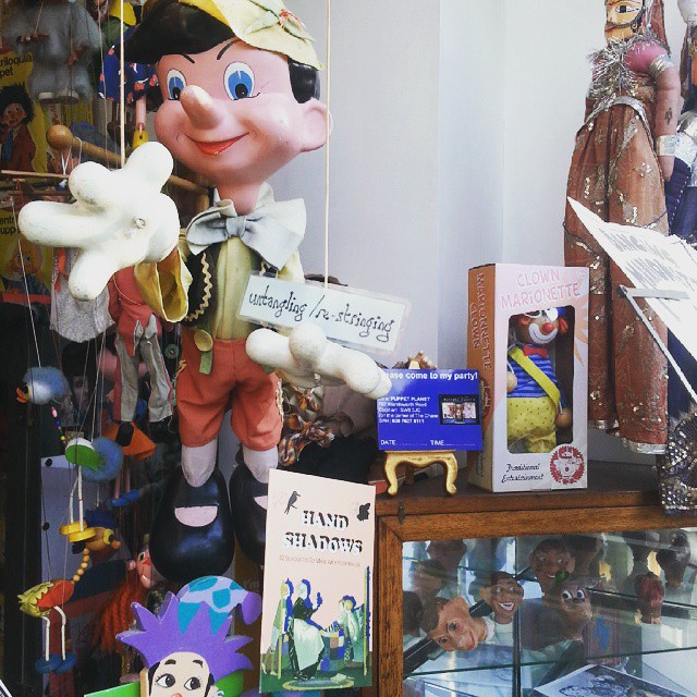 Puppet Planet Puppet specialist in Battersea South West London Club Card .jpg
