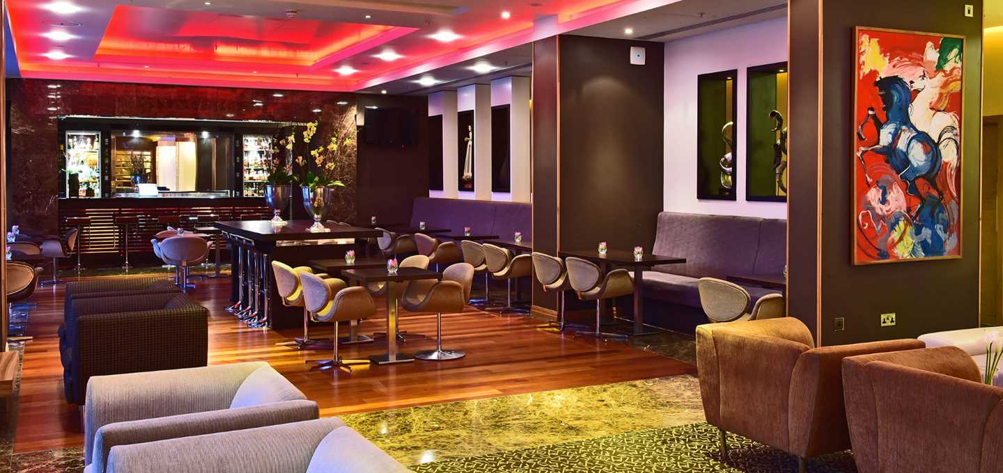 luxury-hotel-london-bar.jpg