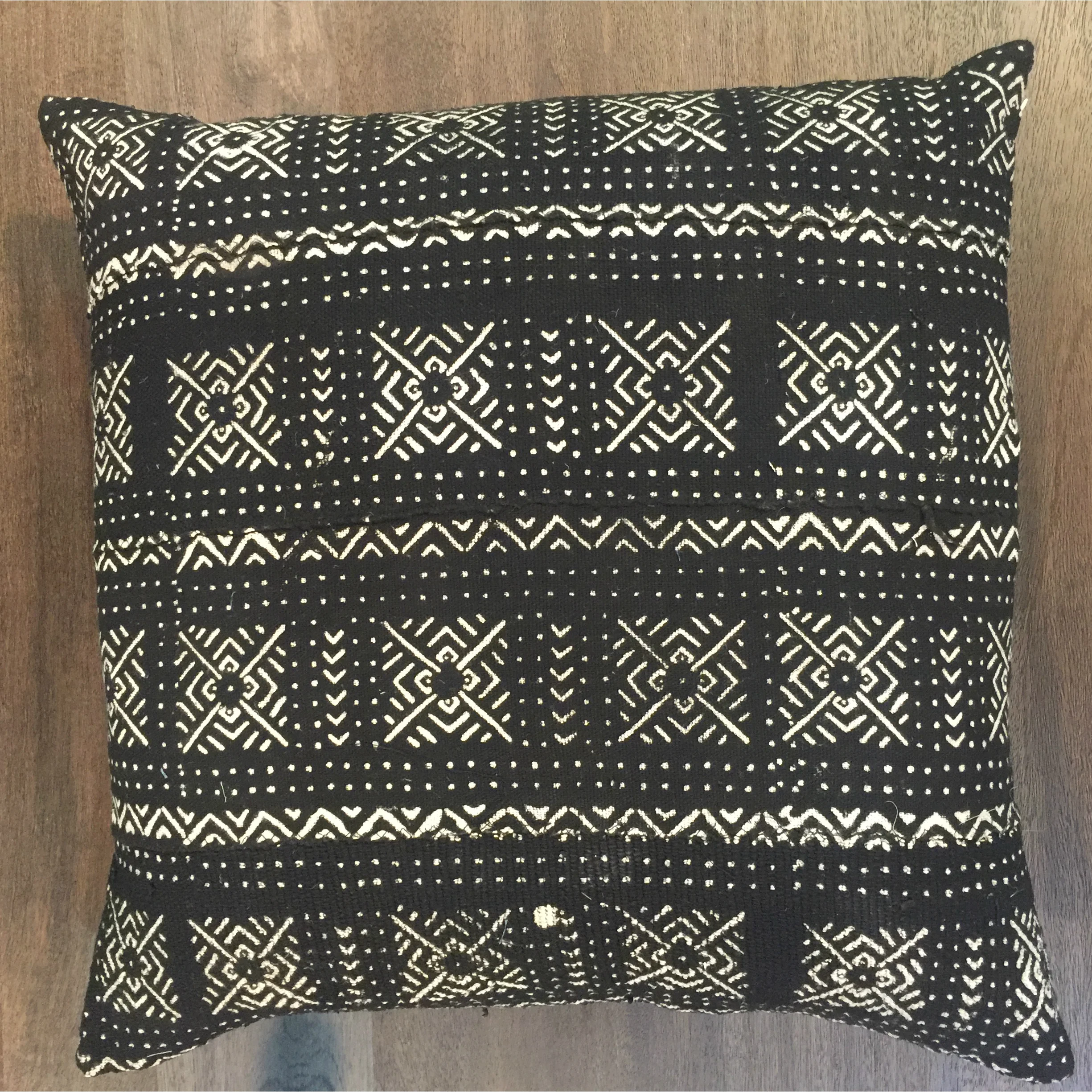 Mali Black Square 1W.jpg