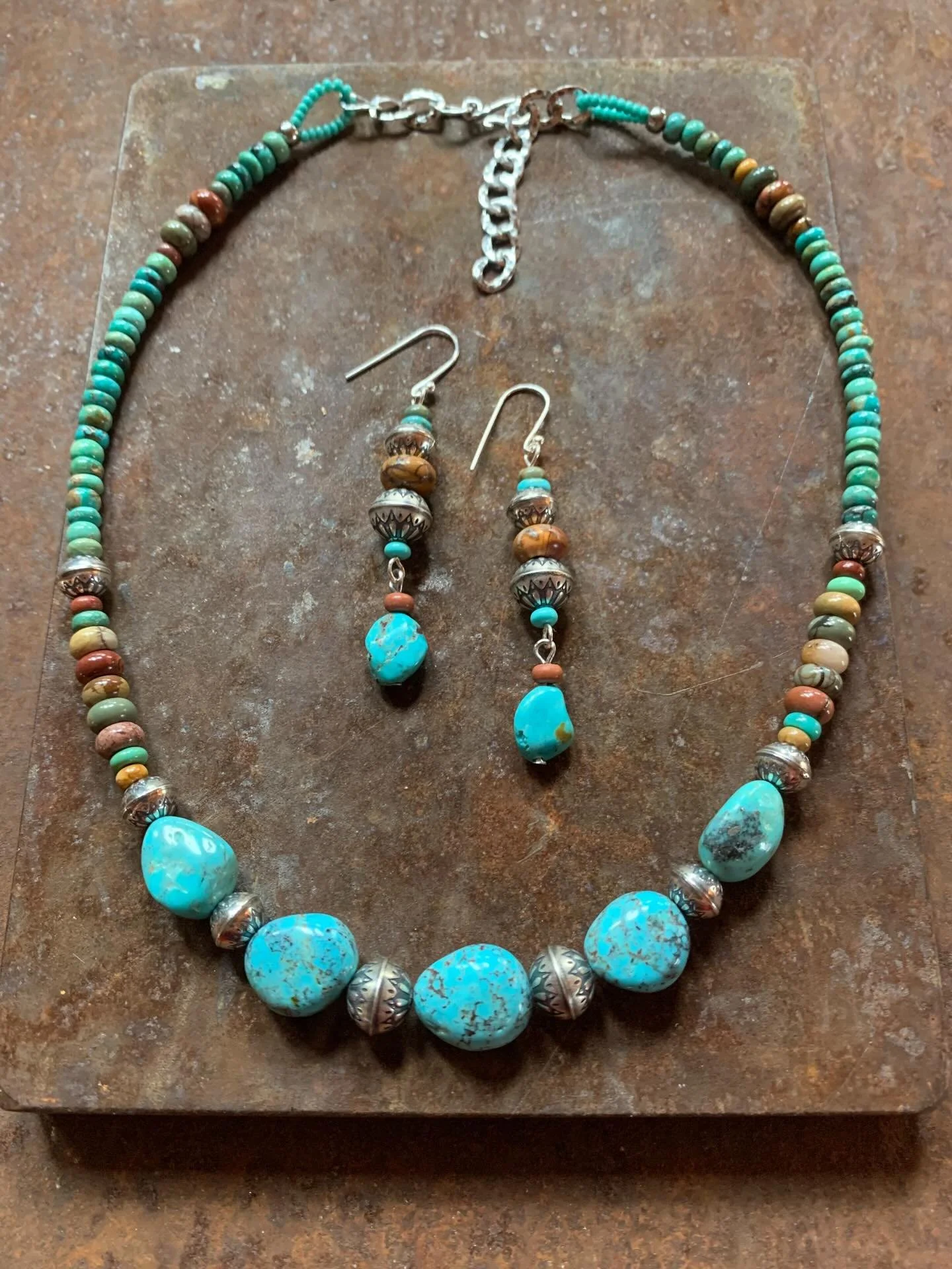 These sterling and turquosie necklace and earring sets will be available soon @canyon_contemporary in Santa Fe, NM. 🩵