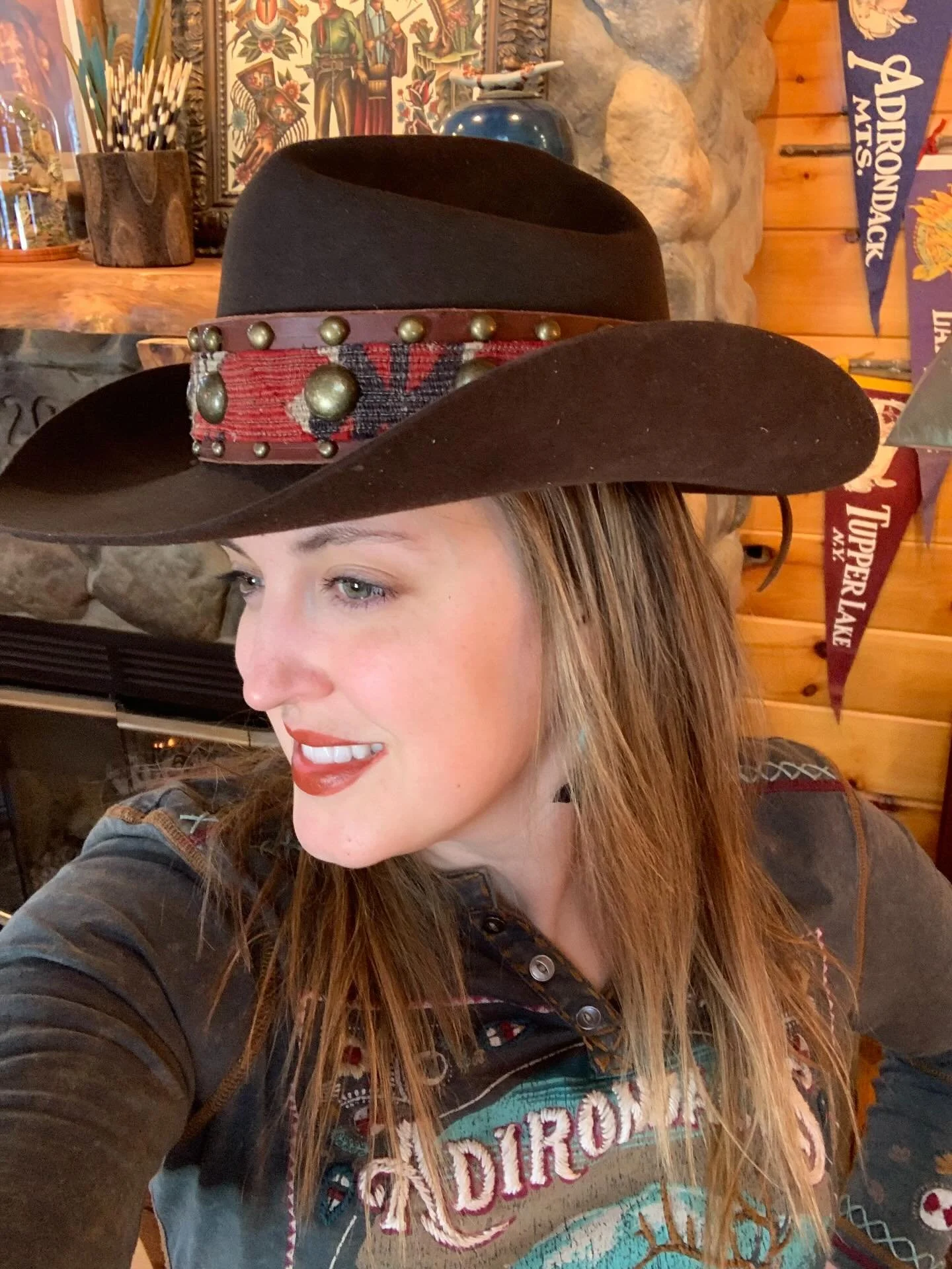 This hat band is made for a big ole 10gallon! 🤠