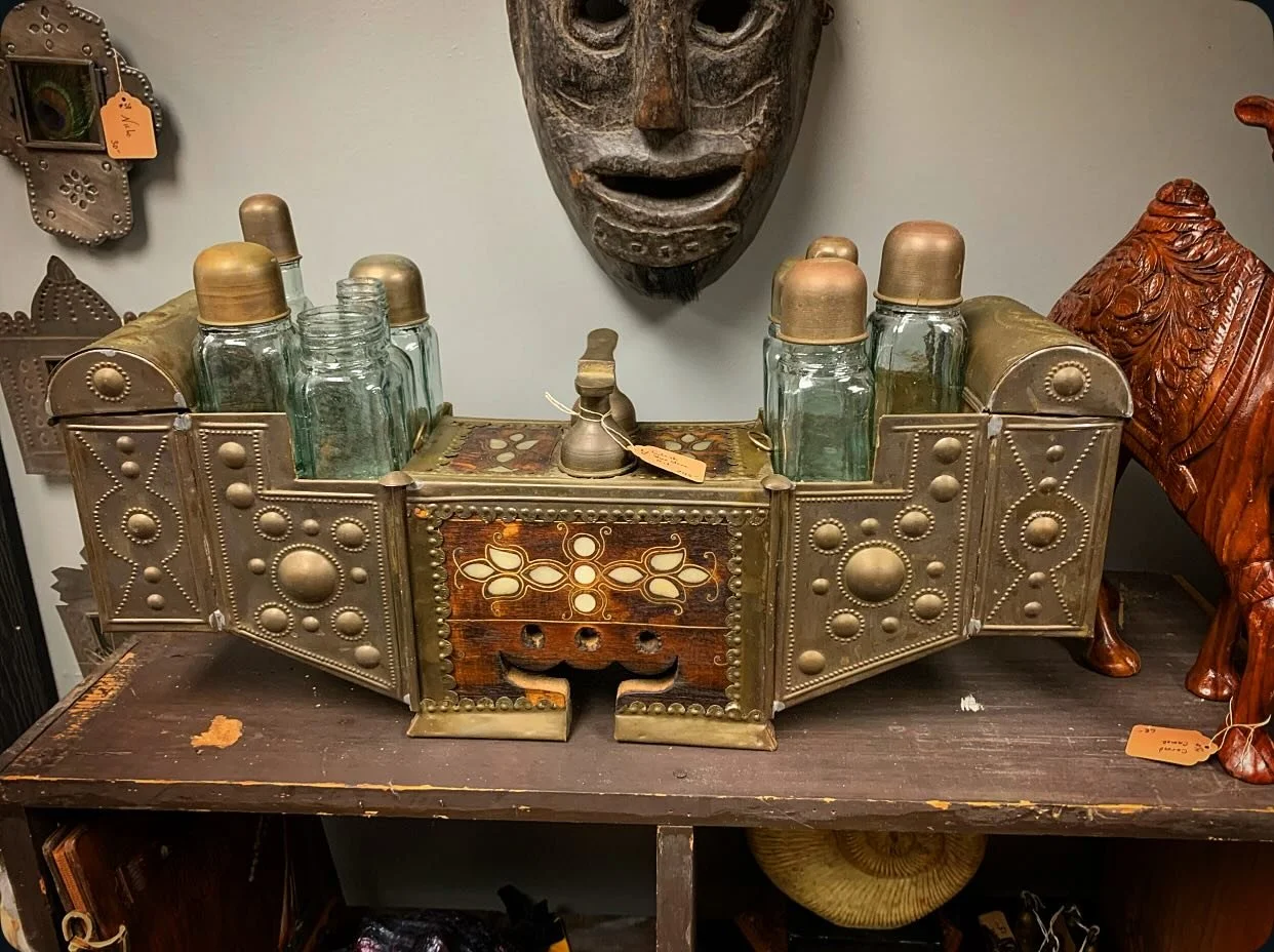 Gorgeous Turkish shoe shine kit: