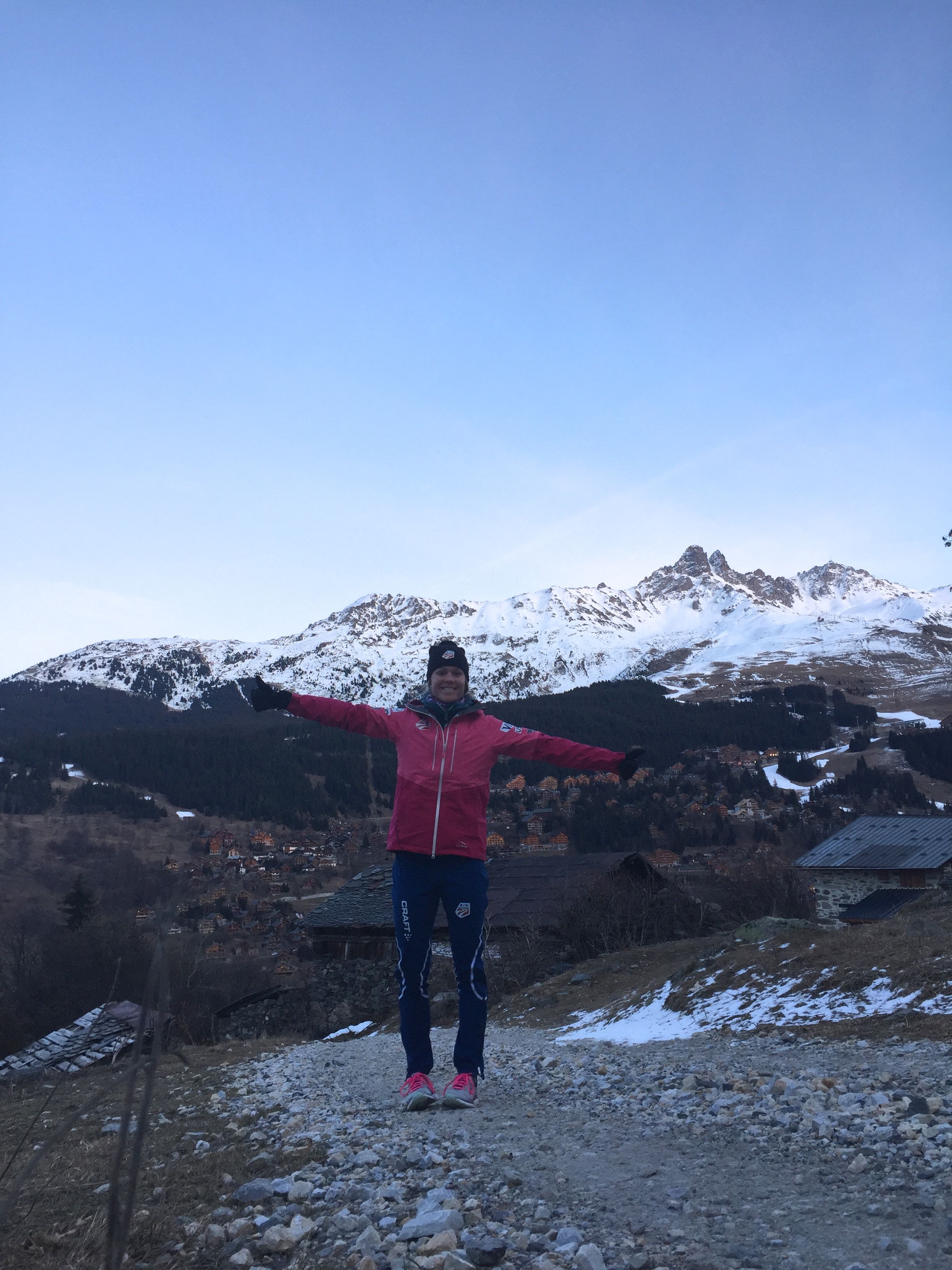 hiking in dry Meribel.