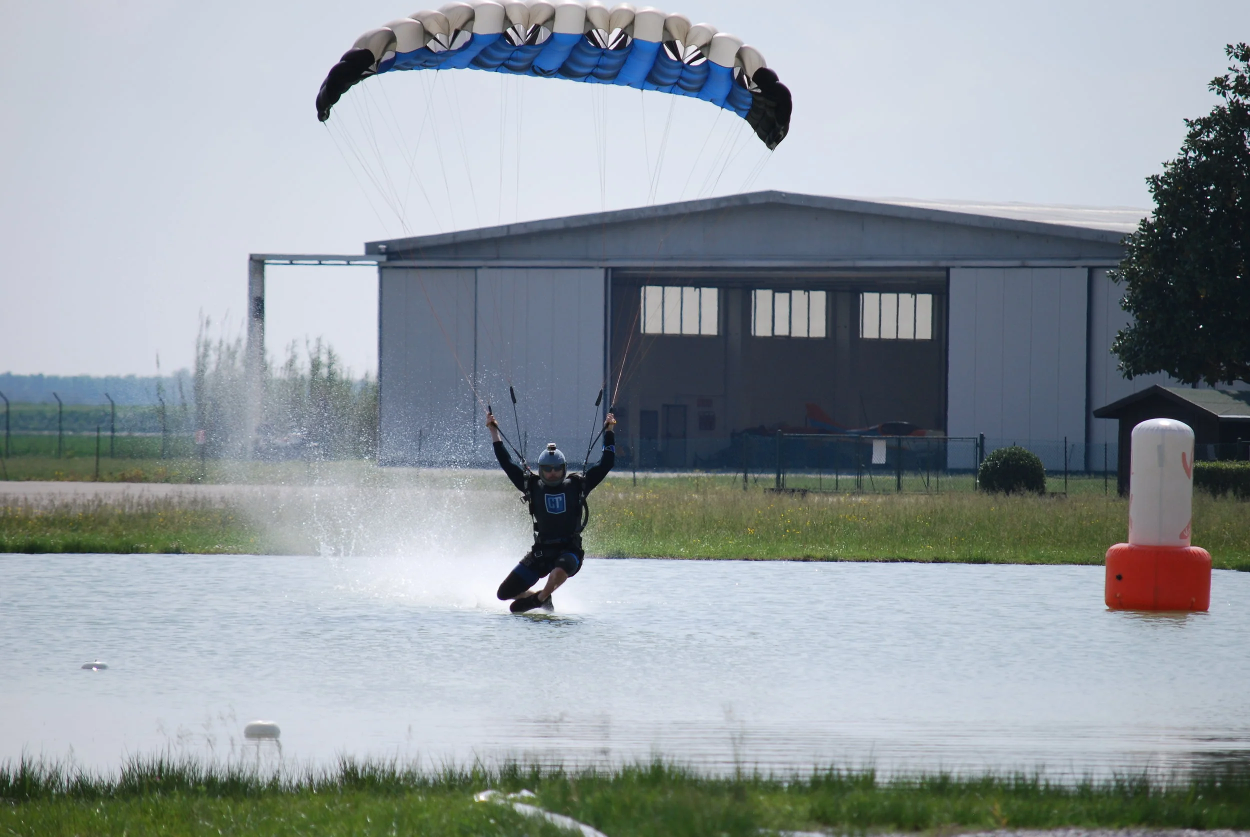 Skydive Little Washington - Essentials Skills Course