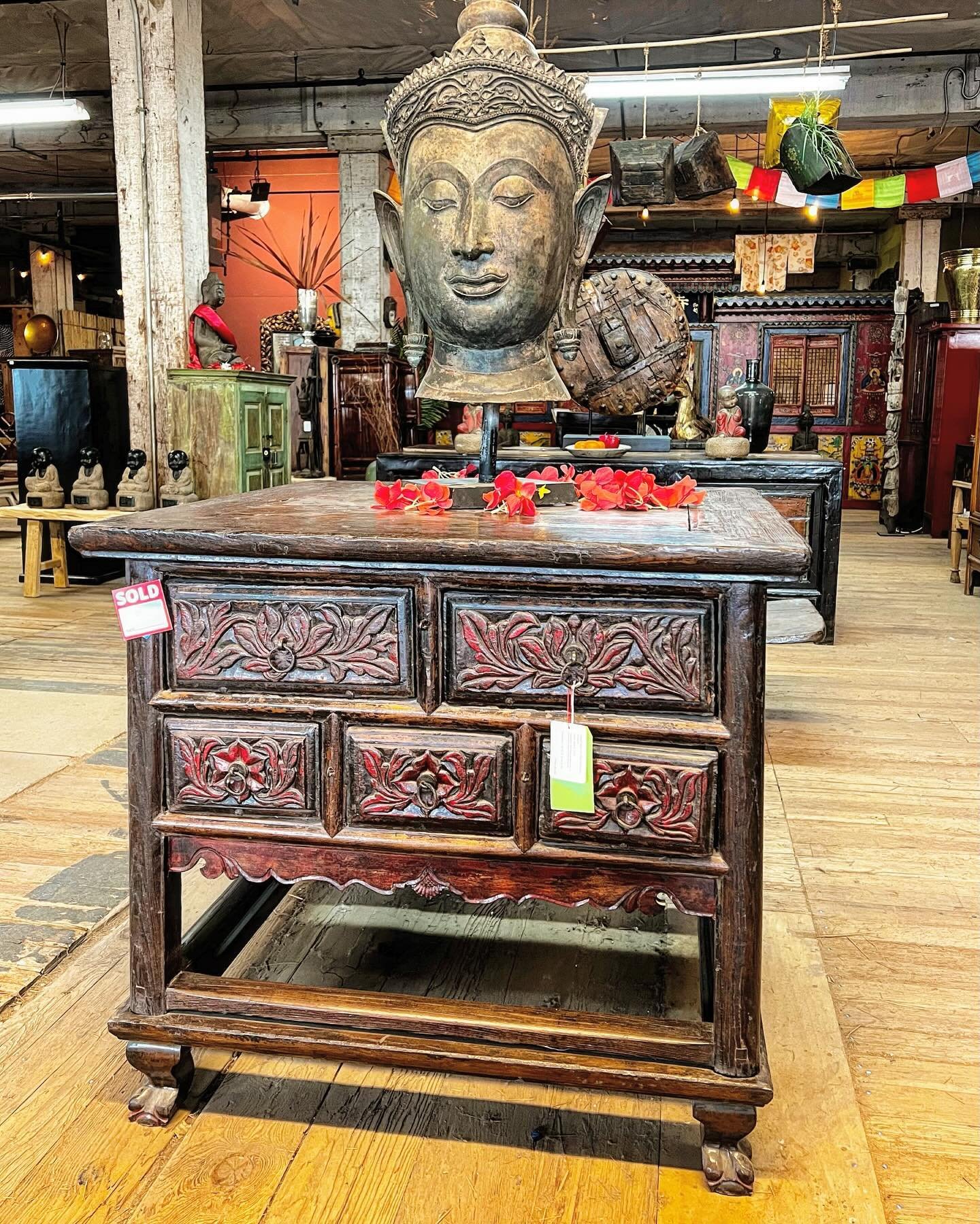 Beautiful antique island table with five decorative hand carved drawers from Beijing, China. ㊗️SOLD㊗️ Come by before your favorite pieces are sold, lots of pieces on sale as we get ready for our new container from China and Japan! #chineseantique #an