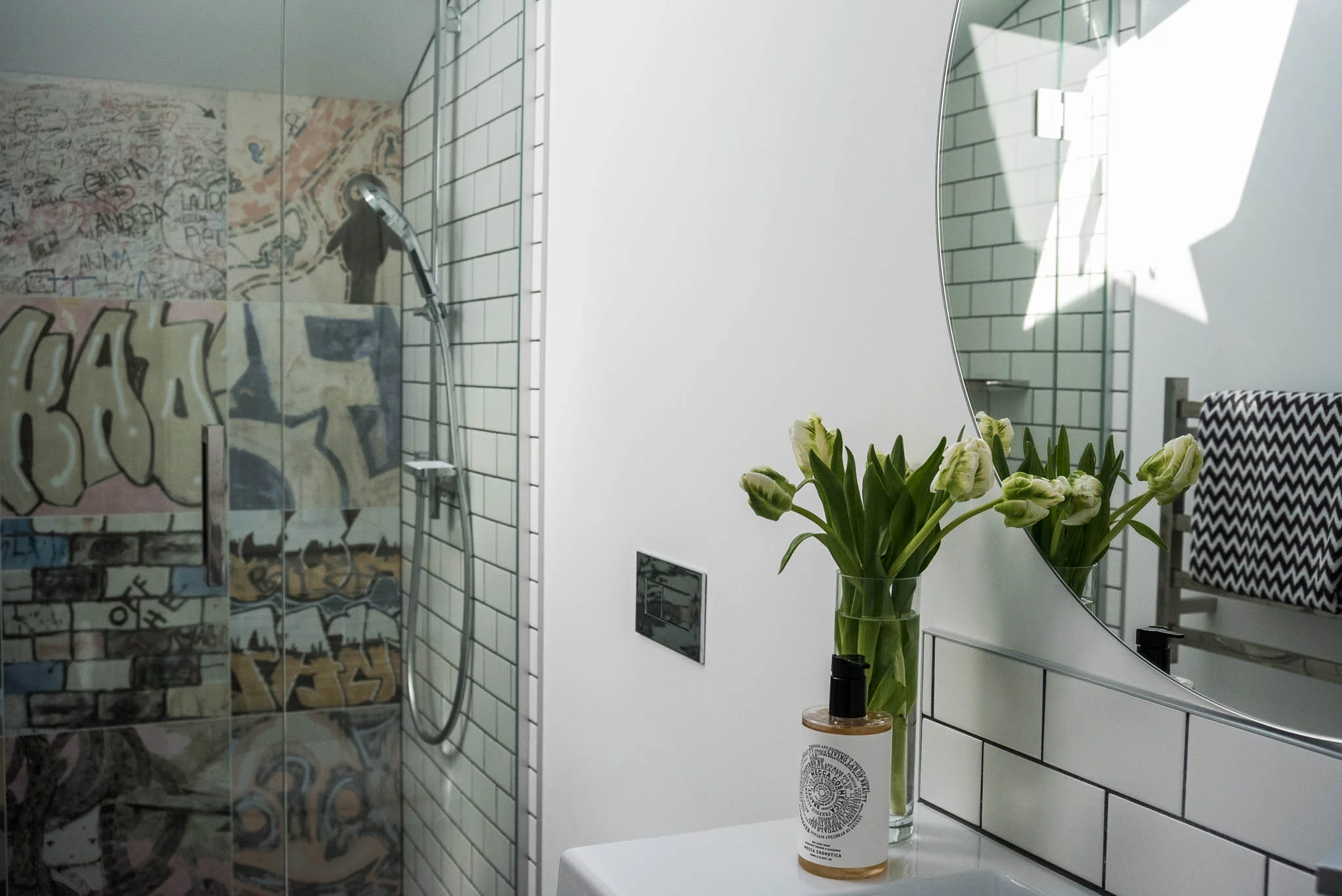 Upstairs Bathroom 3.jpg