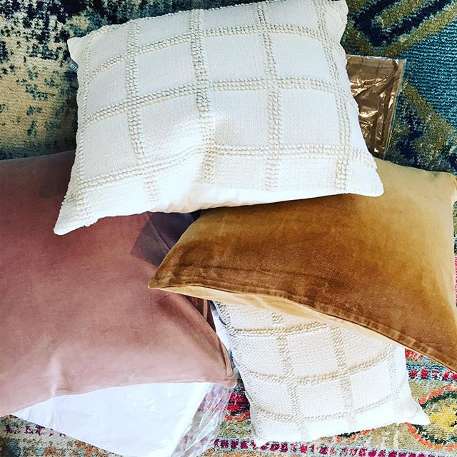 Stuffing and fluffing cushions for a lucky client! No job is too small 👊🏻
